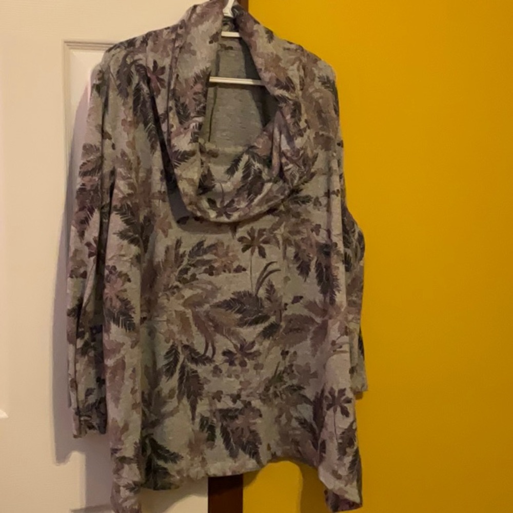 3/4 sleeve cowl neck blouse